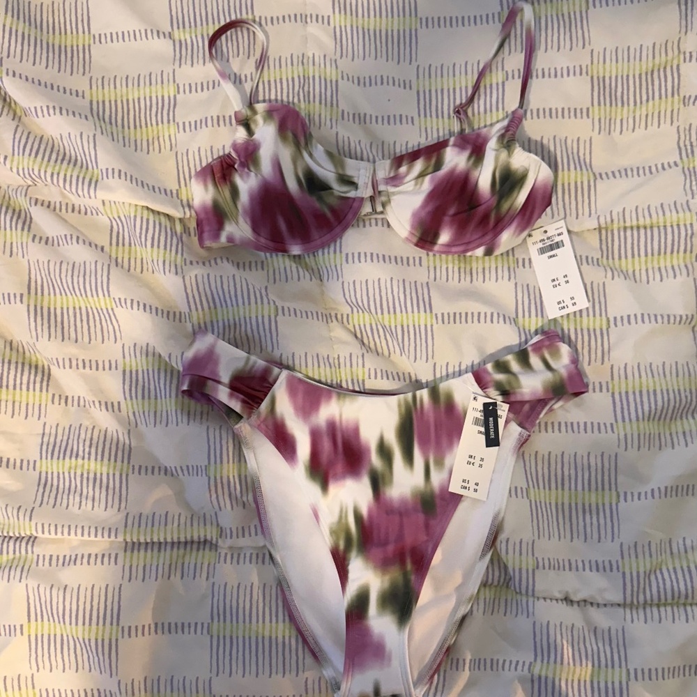 Two piece Abercrombie & Fitch bikini